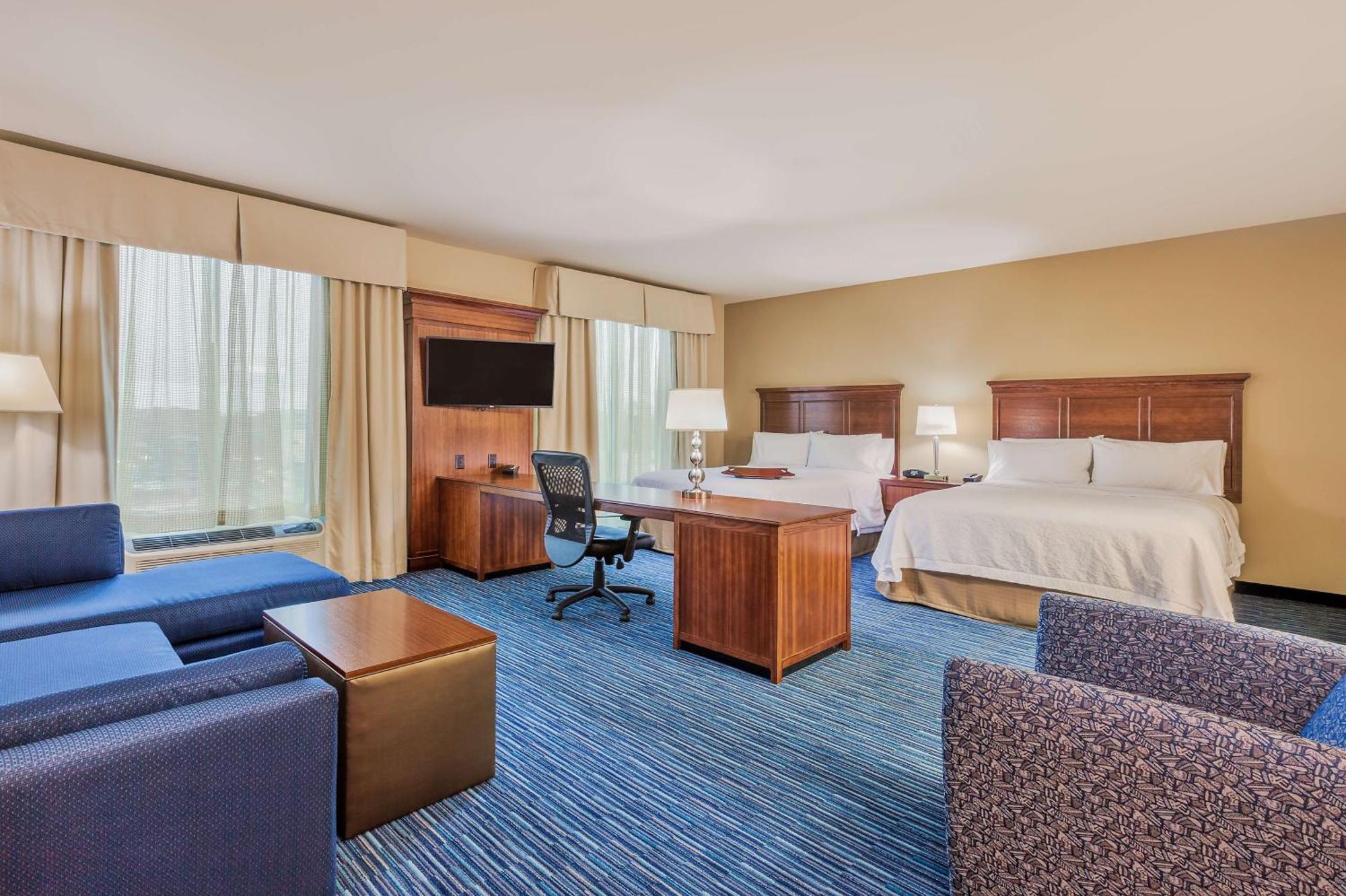 Queen Studio Suite with Two Queen Beds - Non-Smoking,1557452488:JPEG